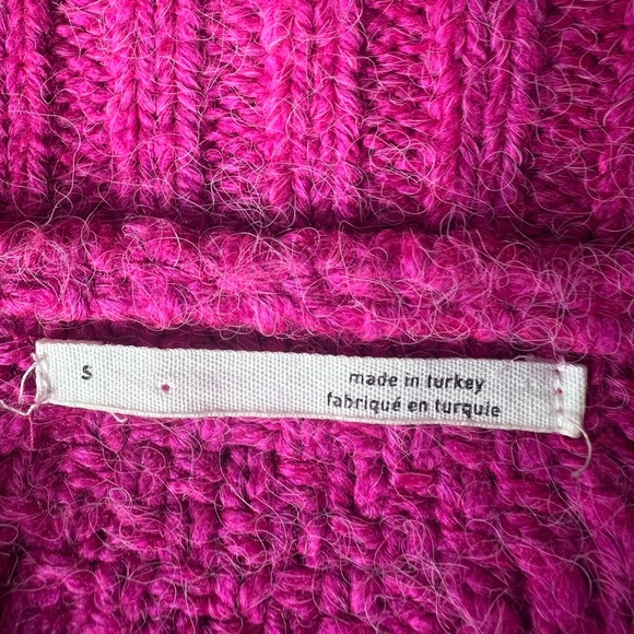 Pink Cable Knit Women's Sweater Size Small - Picture 4 of 4